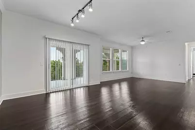 3300 Towers Boulevard #622, Seabrook, TX 77586 - Photo 2