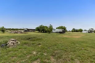 706 Phillip Ln, Liberty Hill, TX 78642 - Photo 12