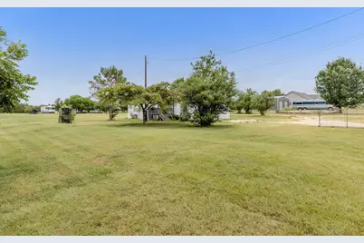 706 Phillip Lane, Liberty Hill, TX 78642 - Photo 6