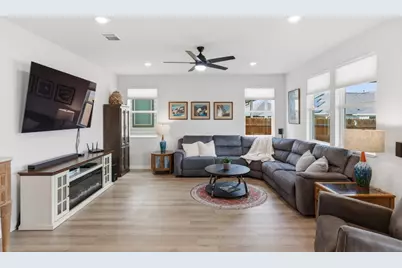 323 Blackbear Drive, Hutto, TX 78634 - Photo 8