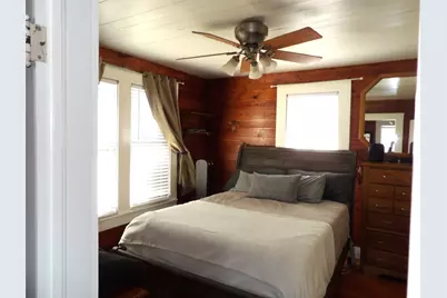 459 E Commerce Street, New Braunfels, TX 78130 - Photo 8