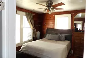 459 E Commerce St, New Braunfels, TX 78130 - Photo 8