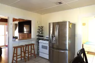 459 E Commerce St, New Braunfels, TX 78130 - Photo 6