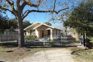 459 E Commerce St, New Braunfels, TX 78130 - Photo 26