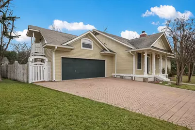 206 N Fm 1660, Hutto, TX 78634 - Photo 1