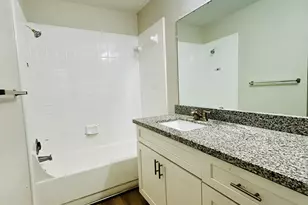 1818 River Crossing Cir, Austin, TX 78741 - Photo 22
