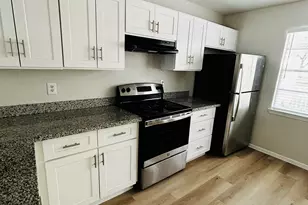 1818 River Crossing Cir, Austin, TX 78741 - Photo 12