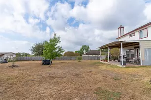 127 Meadow Way, Cedar Creek, TX 78612 - Photo 24