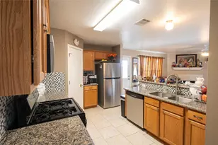 127 Meadow Way, Cedar Creek, TX 78612 - Photo 10