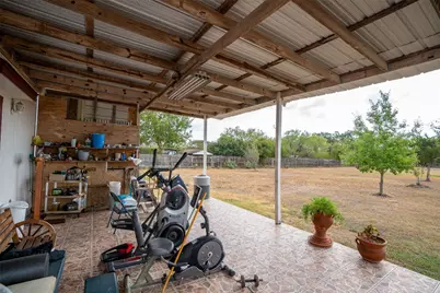 127 Meadow Way, Cedar Creek, TX 78612 - Photo 30