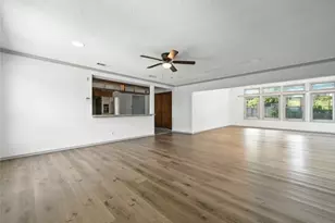 1604 Springdale Rd, Austin, TX 78721 - Photo 6