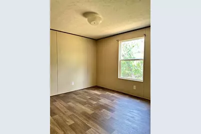 104 Shoshoni Drive, Smithville, TX 78957 - Photo 14