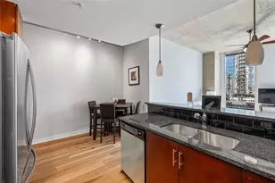 360 Nueces St, Austin, TX 78701 - Photo 16