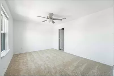 103 W Thurman Holt Road, Hutto, TX 78634 - Photo 8