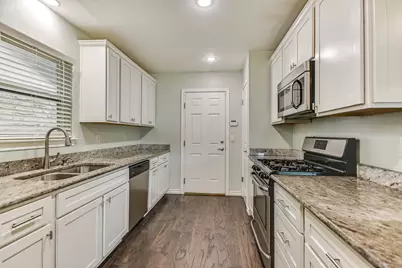 12107 Scissortail Drive, Austin, TX 78750 - Photo 4