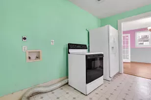 703 Bois D'Arc St, Lockhart, TX 78644 - Photo 16