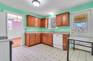 703 Bois D'Arc St, Lockhart, TX 78644 - Photo 10