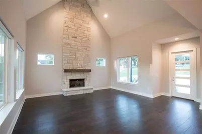3018 Sunridge Drive #9, Austin, TX 78741 - Photo 4
