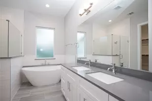 3018 Sunridge Dr, Austin, TX 78741 - Photo 16