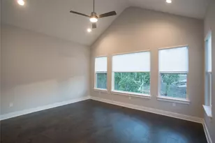 3018 Sunridge Dr, Austin, TX 78741 - Photo 14