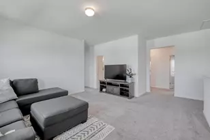 19524 Landmark Dr, Pflugerville, TX 78660 - Photo 18