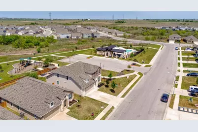 19524 Landmark Drive, Pflugerville, TX 78660 - Photo 32