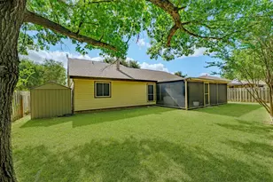 10915 Thicket Trail, Austin, TX 78750 - Photo 6