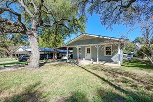 1113 Co Rd 132B, Kingsland, TX 78639 - Photo 1