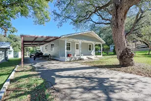 1113 Co Rd 132B, Kingsland, TX 78639 - Photo 2