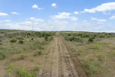 1001 Schubert Lane, Kyle, TX 78640 - Photo 14