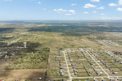 1001 Schubert Lane, Kyle, TX 78640 - Photo 6