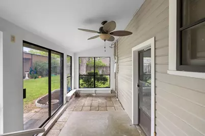 500 W Austin Street, Luling, TX 78648 - Photo 28