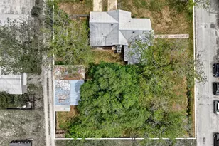 500 W Austin St, Luling, TX 78648 - Photo 40