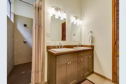 800 Leonard Street, Austin, TX 78705 - Photo 18