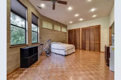 800 Leonard Street, Austin, TX 78705 - Photo 16