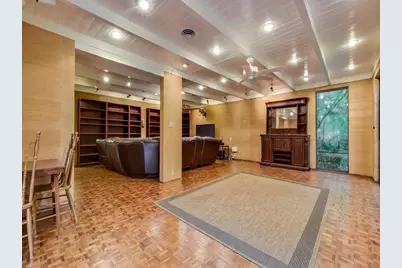 800 Leonard Street, Austin, TX 78705 - Photo 6