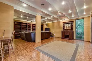 800 Leonard St, Austin, TX 78705 - Photo 6