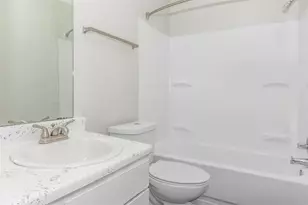 10402 Sandpiper Dr, Houston, TX 77096 - Photo 6
