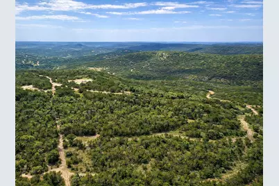 20220 Doe Run, Lago Vista, TX 78645 - Photo 1