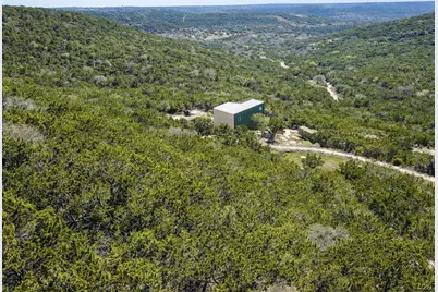 20220 Doe Run, Lago Vista, TX 78645 - Photo 32