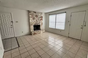 2711 Sunny Ln, Taylor, TX 76574 - Photo 8