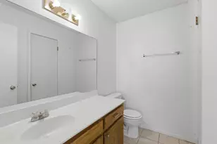 2711 Sunny Ln, Taylor, TX 76574 - Photo 12