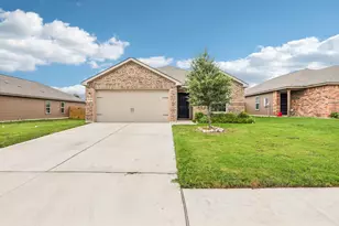 1040 Riverdale Cove, Jarrell, TX 76537 - Photo 2