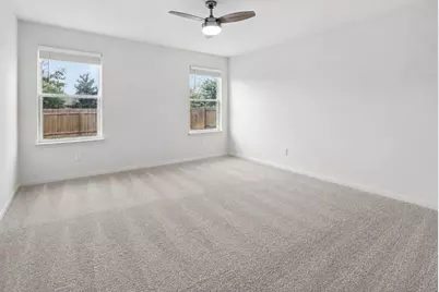 1040 Riverdale Cove, Jarrell, TX 76537 - Photo 18