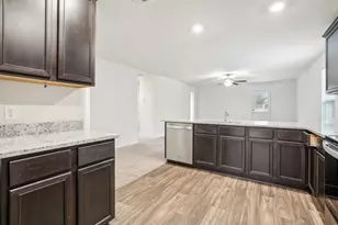 1040 Riverdale Cove, Jarrell, TX 76537 - Photo 8