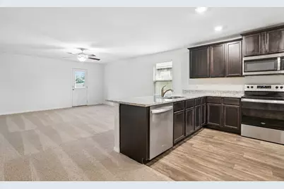 1040 Riverdale Cove, Jarrell, TX 76537 - Photo 10