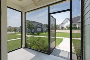 121 Bolivar Wy, San Marcos, TX 78666 - Photo 2