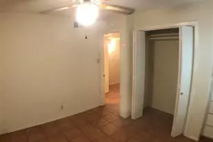 2610 Salado St, Austin, TX 78705 - Photo 10