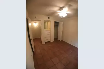 2610 Salado Street #212, Austin, TX 78705 - Photo 8