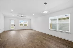 105 Krause Spgs Dr, Hutto, TX 78634 - Photo 6